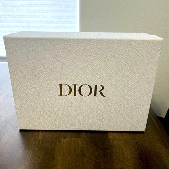 ❤️ Valentines Special-Dior 9 piece Gift Set - Picture 3 of 11